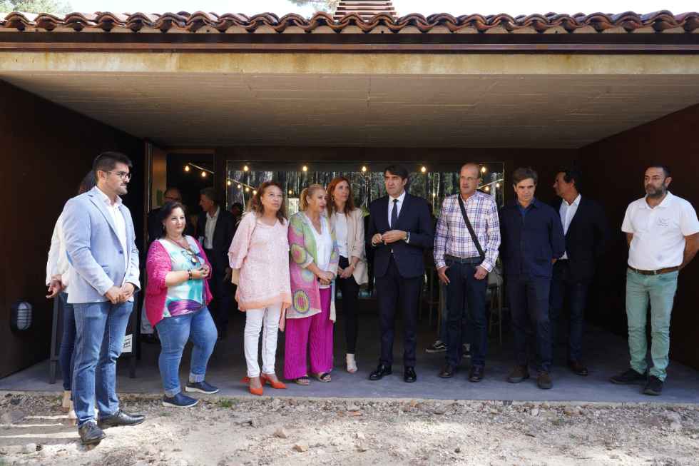 Inaugurado nuevo edificio hostelero en Laguna Negra