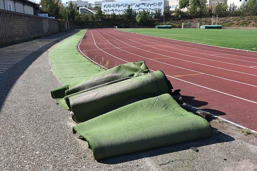 Cambio de la pista 9 de Los Pajaritos - fotos