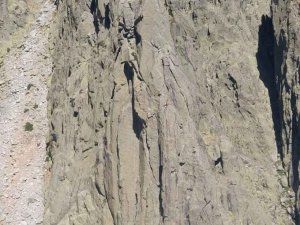 Fallece montañero mientras escalaba en Gredos