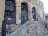 Los graffitis se ceban con iglesia del Carmen