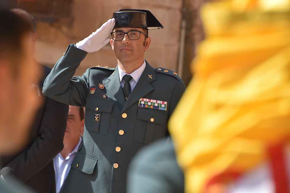 Garray: izado de la bandera nacional - fotos