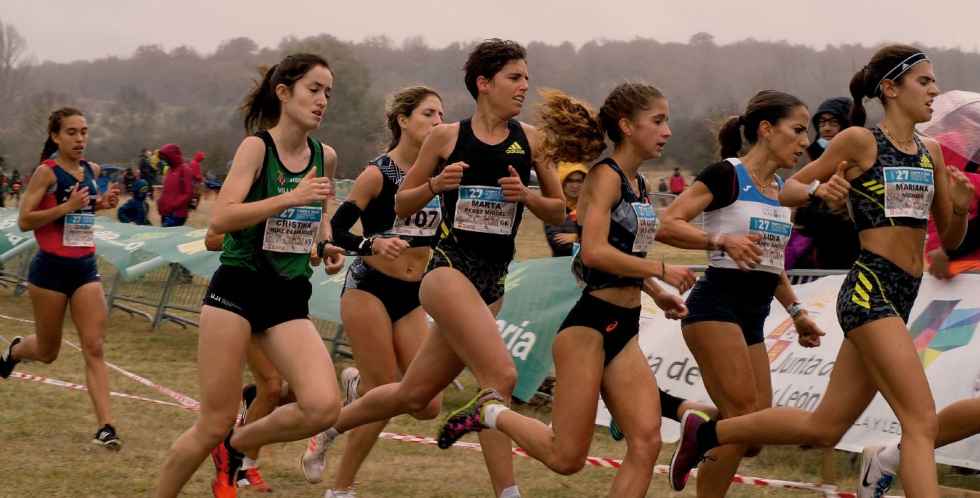 Marta Pérez luce en cartel de Cross de Soria