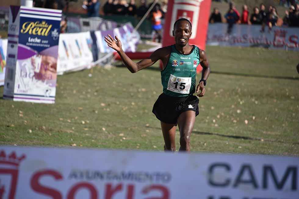 El burundés Ndikumwenayo manda en Valonsadero El burundés Ndikumwenayo manda en Valonsadero