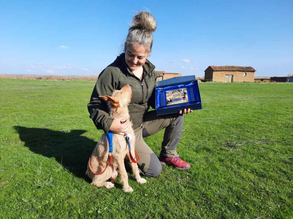 Míriam Martínez, campeona de caza menor con perro Míriam Martínez, campeona de caza menor con perro