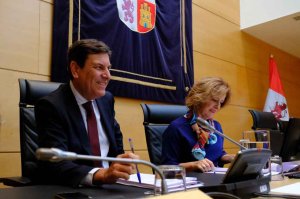La Junta presenta presupuestos en Cortes regionales