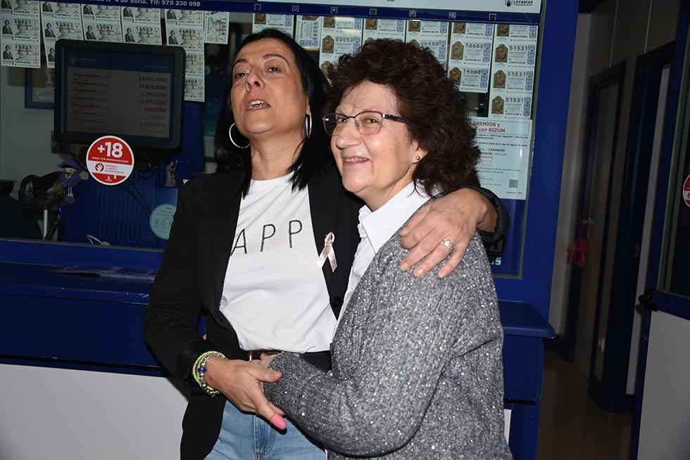 Un resguardo del "Gordo" sonríe a Soria