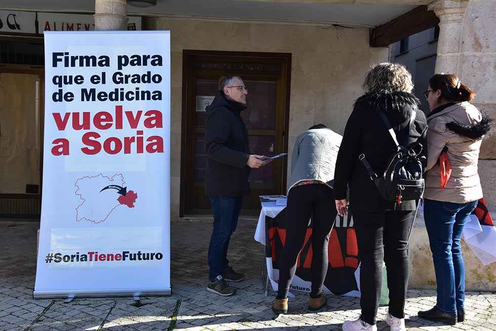 Firmas para recuperar estudios de medicina - fotos