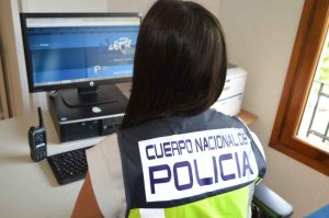 Identificados autores de cuatro estafas en Internet