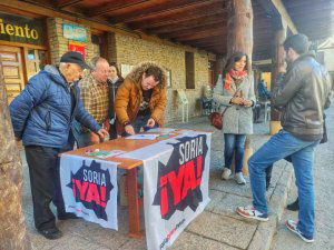 Mil firmas más en campaña para recuperar medicina