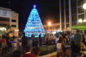 Dos jóvenes heridos por caida de adorno navideño