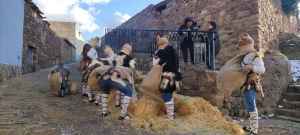 Los zarrones protagonizan el carnaval en Borobia