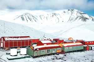 Videoconferencia con base del ejército en la Antártida