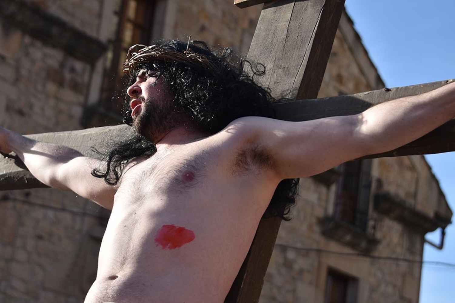 Molinos de Duero revive el Vía Crucis - fotos