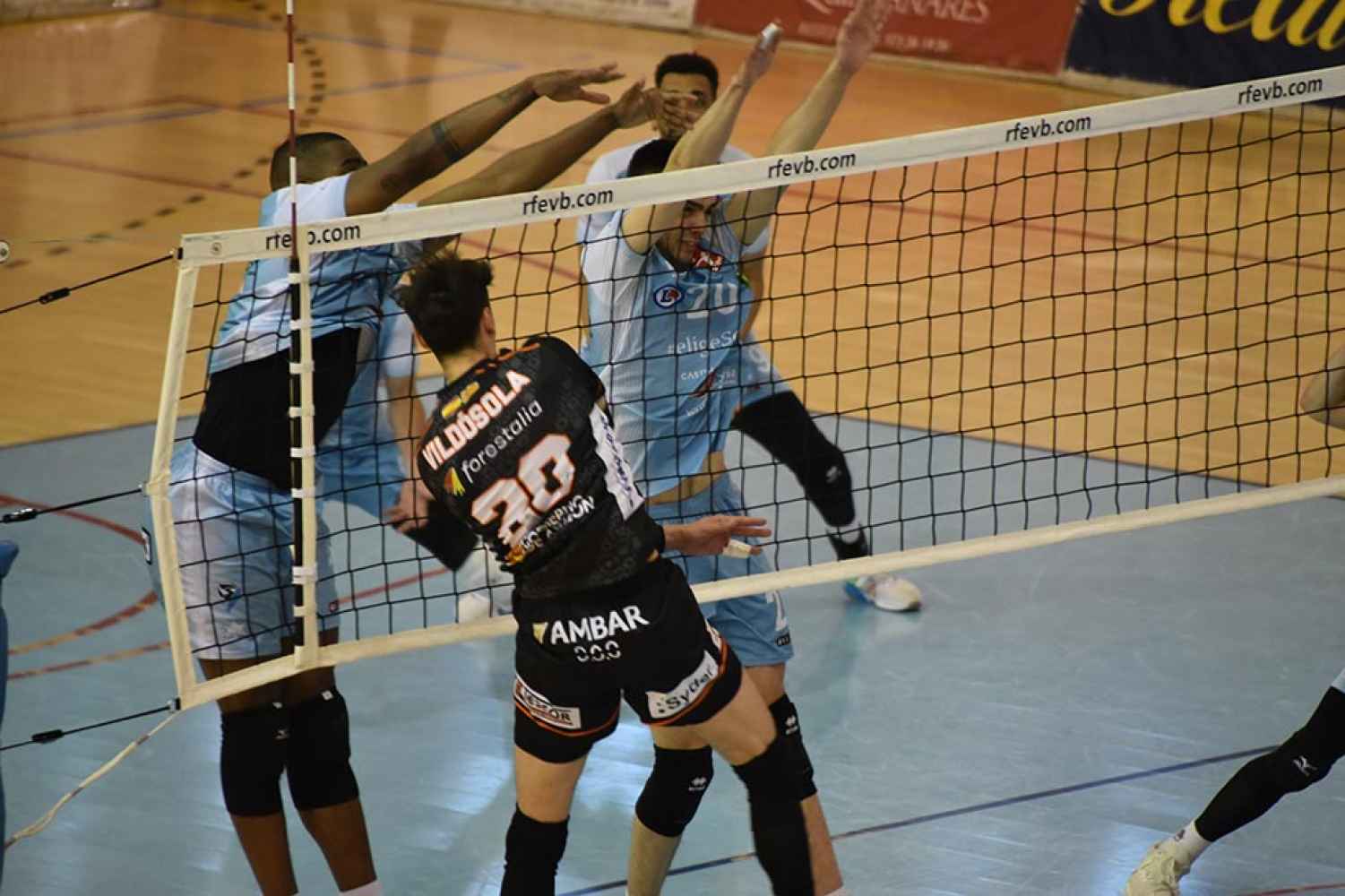 Río Duero empata semifinal frente a Teruel Río Duero empata semifinal frente a Teruel