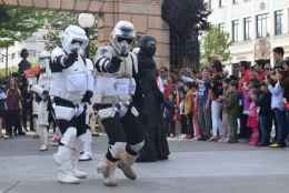 Desfile solidario de la Legión 501 para ASPACE