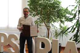 Diputación firma convenio con C. Bádminton Soria