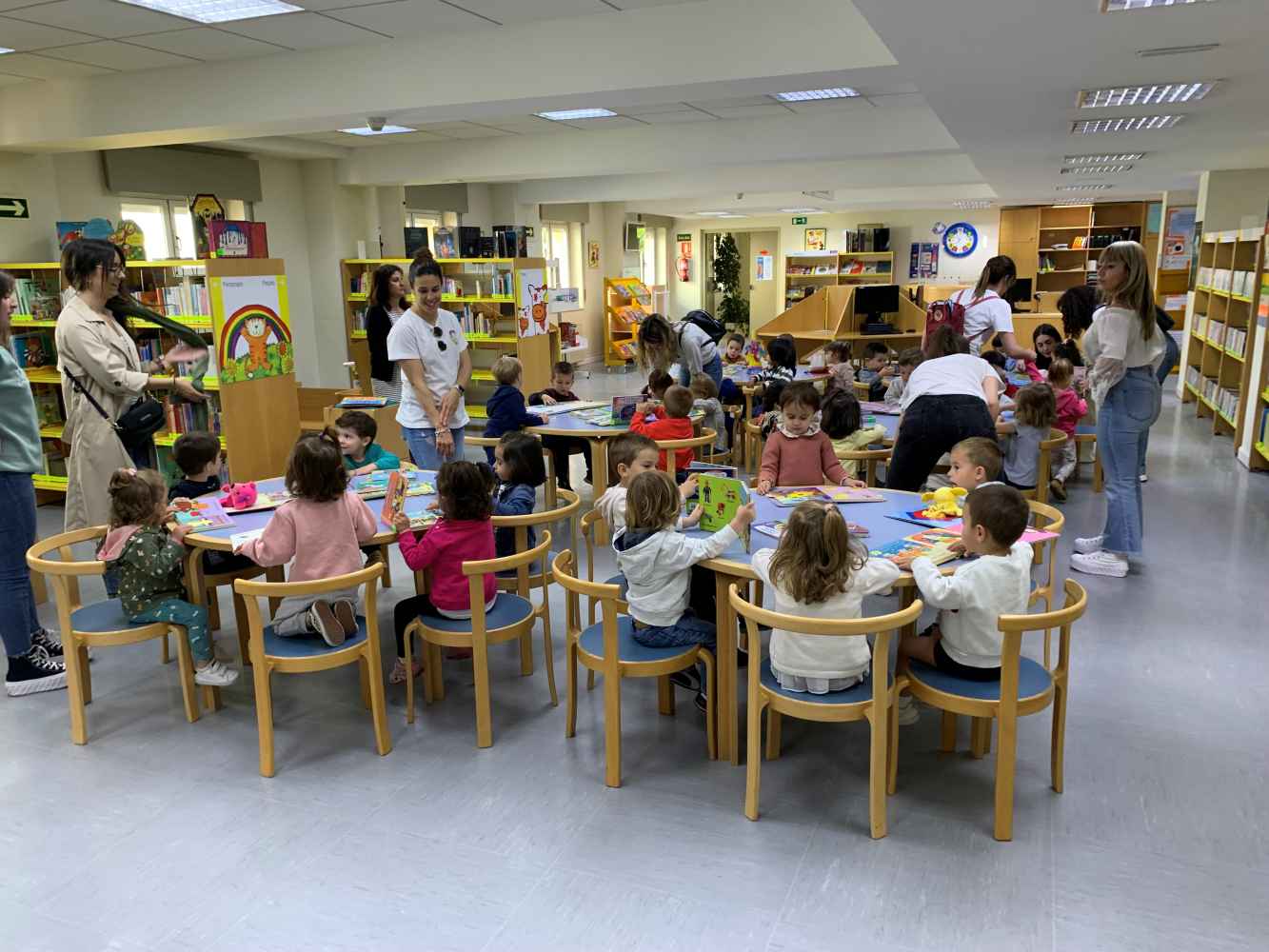 Proyecto solidario en escuelas infantiles municipales Proyecto solidario en escuelas infantiles municipales