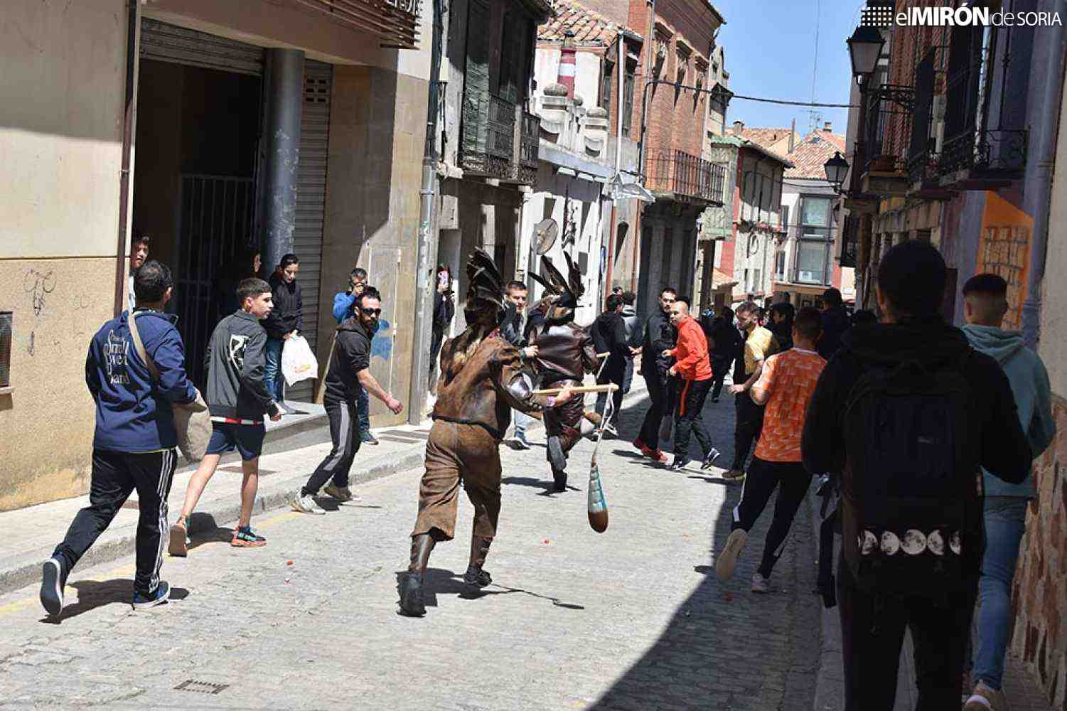 Almazán se prepara para los zarrones