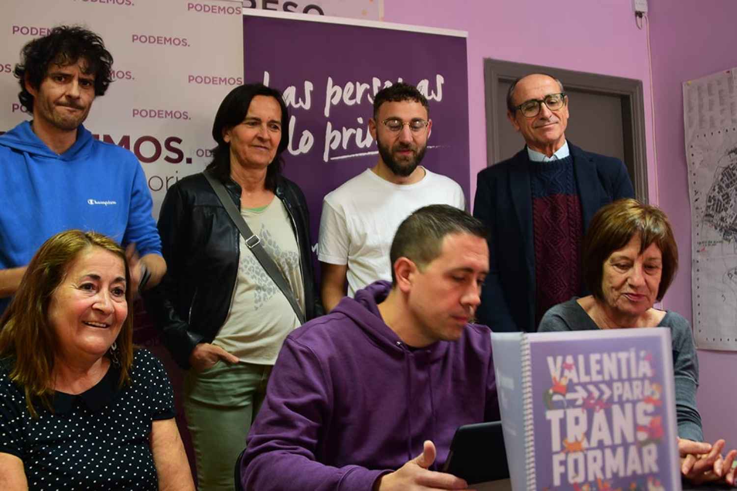Podemos defiende otro pavimento para la ciudad