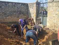 Halladas varias fosas comunes en cementerio de Las Casas