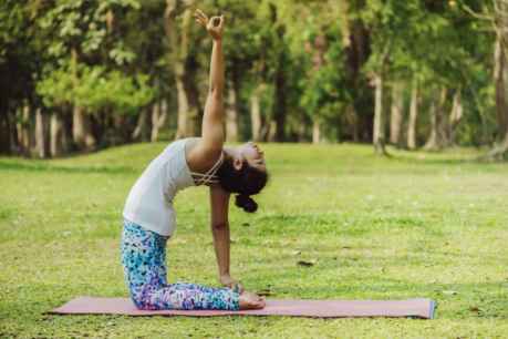 FOES se suma a Día Internacional del Yoga