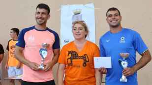 Ganadores de torneo de frontenis en Garray