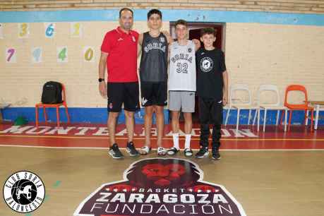 Tres infantiles del CSB se ejercitan con Casademont Zaragoza