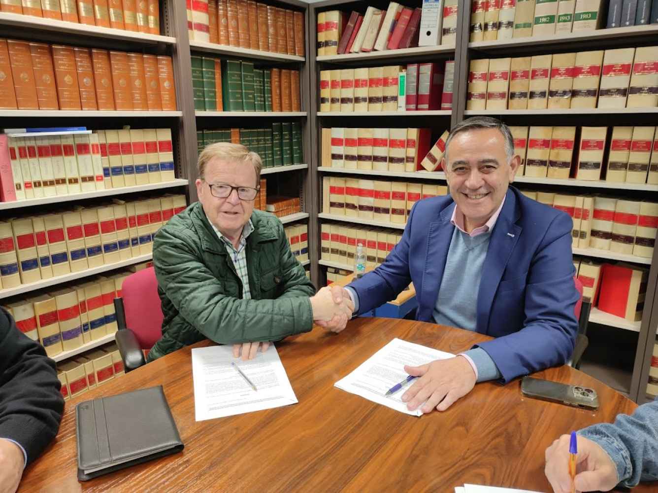 El Burgo colabora con la AECC 