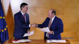 Acuerdo para negociar reconocimiento nacional de Euskadi