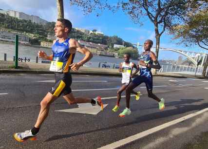 Dani Mateo busca mínima en maratón de Valencia