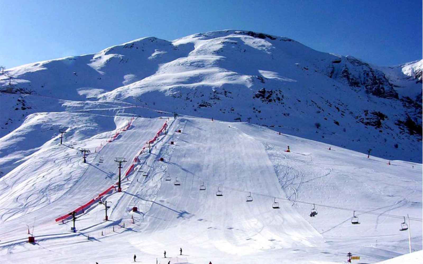 El CES organiza excursión de un día a Panticosa