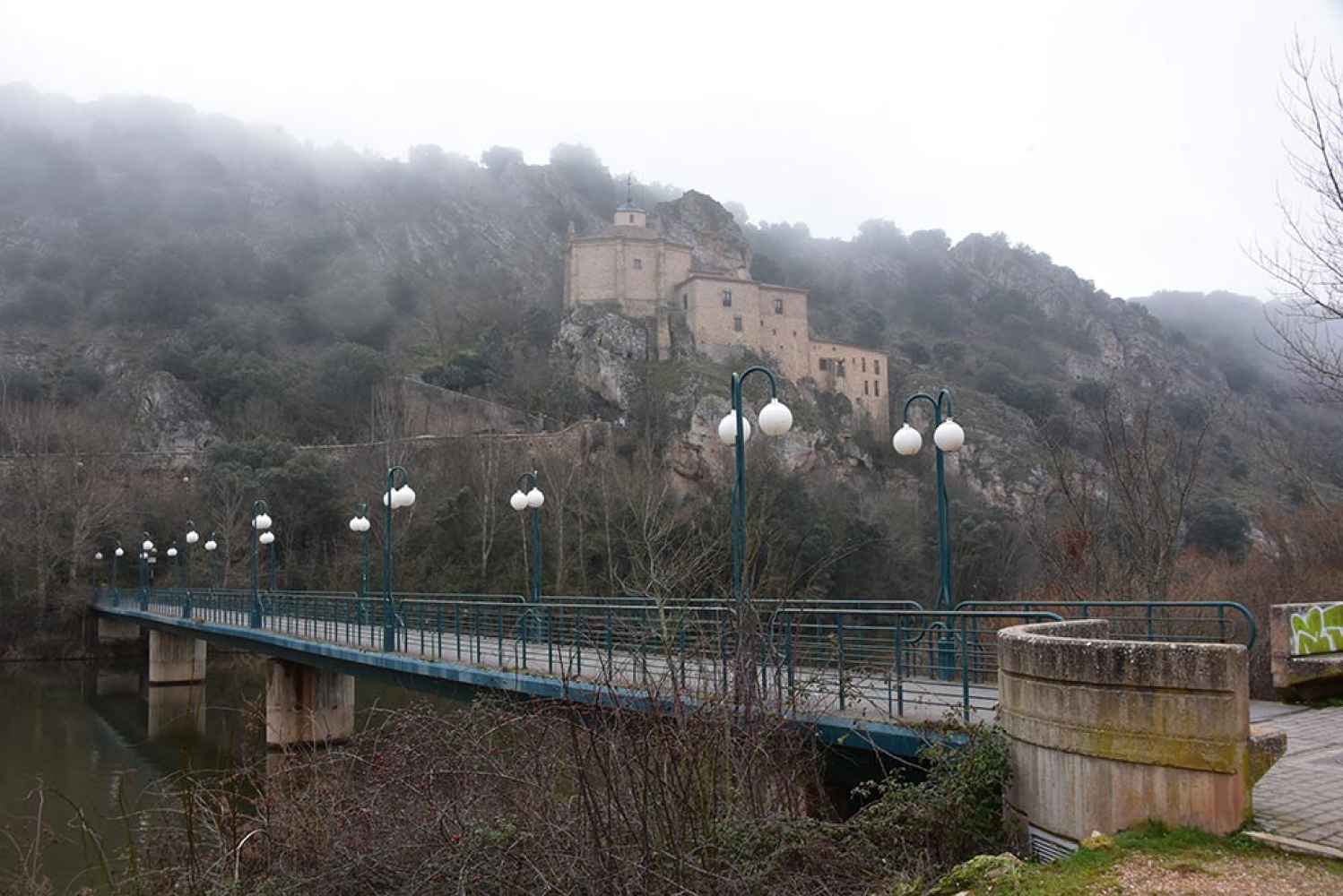 Santonja rechaza posible alteración de paisaje del Cerro de los Moros Santonja rechaza posible alteración de paisaje del Cerro de los Moros