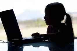 Save the Children apoya ley para proteger a menores de porno en internet