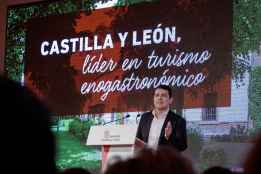 Mañueco destaca amplia oferta en turismo enograstronómico en Castilla y León