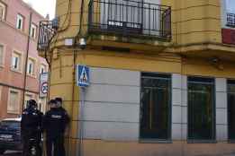 Hombre detenido por intentar tirar por la ventana a su pareja en Soria