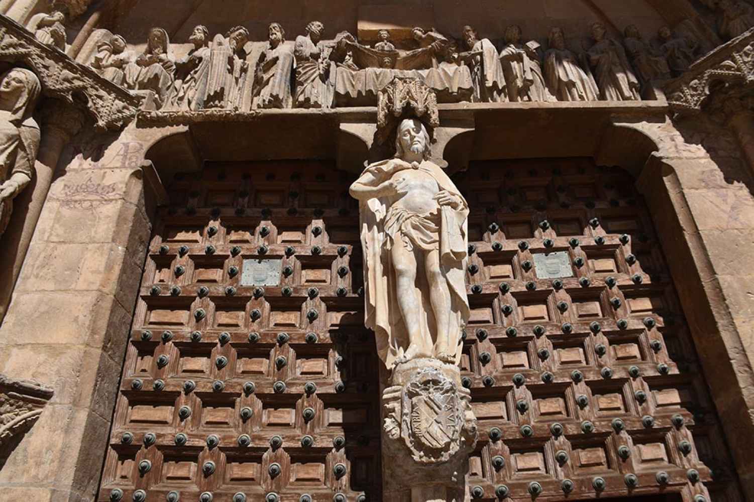 Portada principal de catedral de El Burgo de Osma - fotos