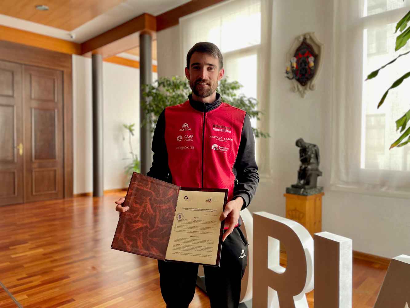 Diputación renueva apoyo al C.D. Atletismo Numantino Diputación renueva apoyo al C.D. Atletismo Numantino