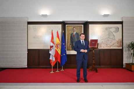 La Junta reduce deuda hasta los 13.865 millones de euros