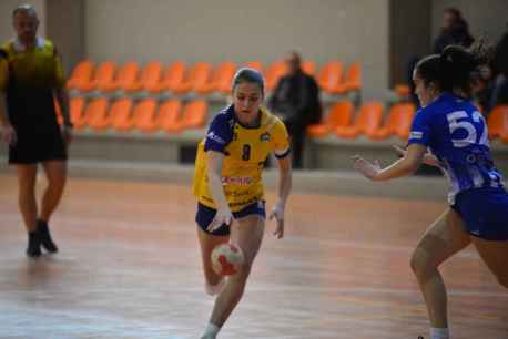 La cadete Aroa Serrano, seleccionada por Federación regional de balonmano