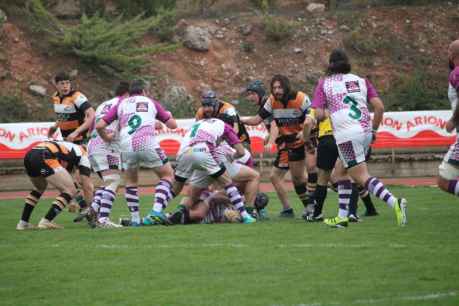 El club de Rugby Ingenieros de Soria matiza a concejal de Deportes