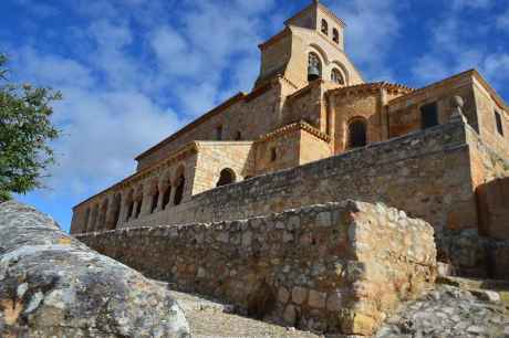San Esteban de Gormaz: iglesia del Rivero - fotos