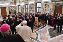 El Papa Francisco recibe en audiencia a seminaristas mayores de Osma-Soria