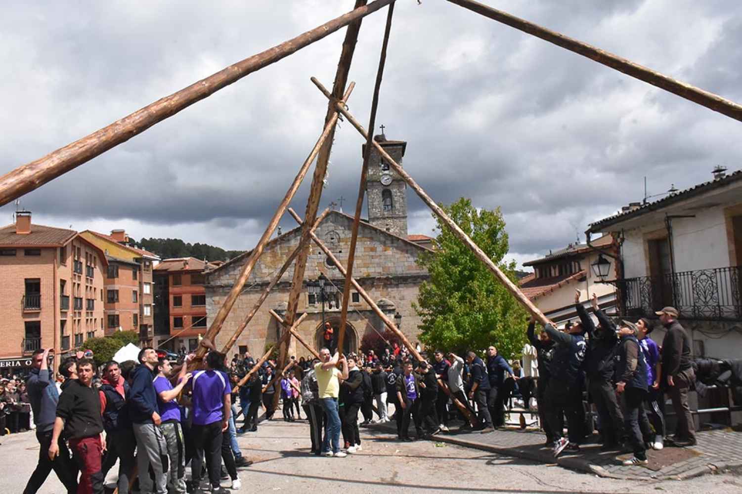 San Leonardo pinga el mayo - fotos