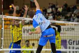 Los celestes vuelven a ganar al Guaguas en la Superliga de voleibol