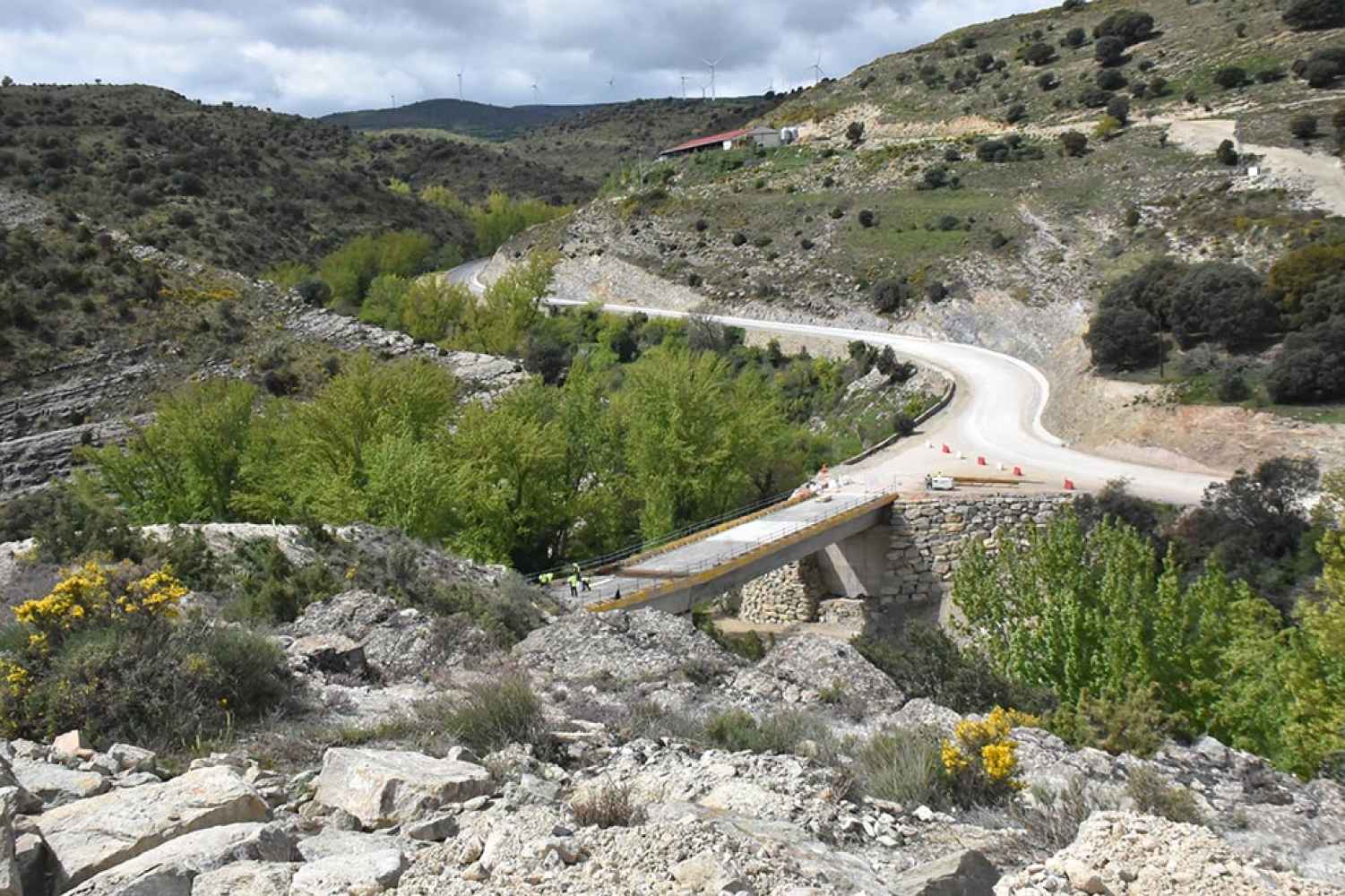 Nuevo puente en Magaña - fotos