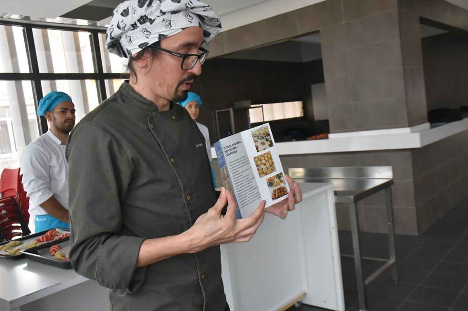 Demostración de repostería del CIFP La Merced - Fotos