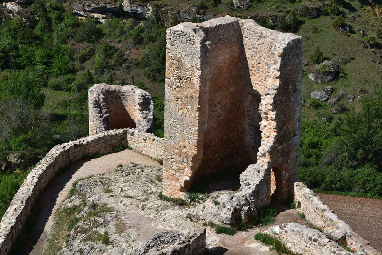 Cuatro castillos de Soria con ubicación estratégica Cuatro castillos de Soria con ubicación estratégica
