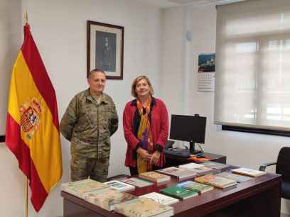 Defensa y Museo Numantino intercambian libros