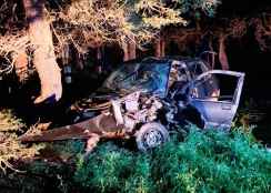 Fallecido en Castillejo de Robledo tras chocar con vehículo contra árbol