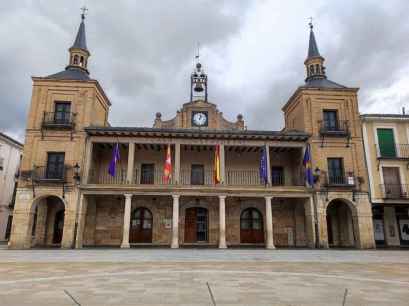 El Burgo adjudica rehabilitación de fachada de Casa Consistorial